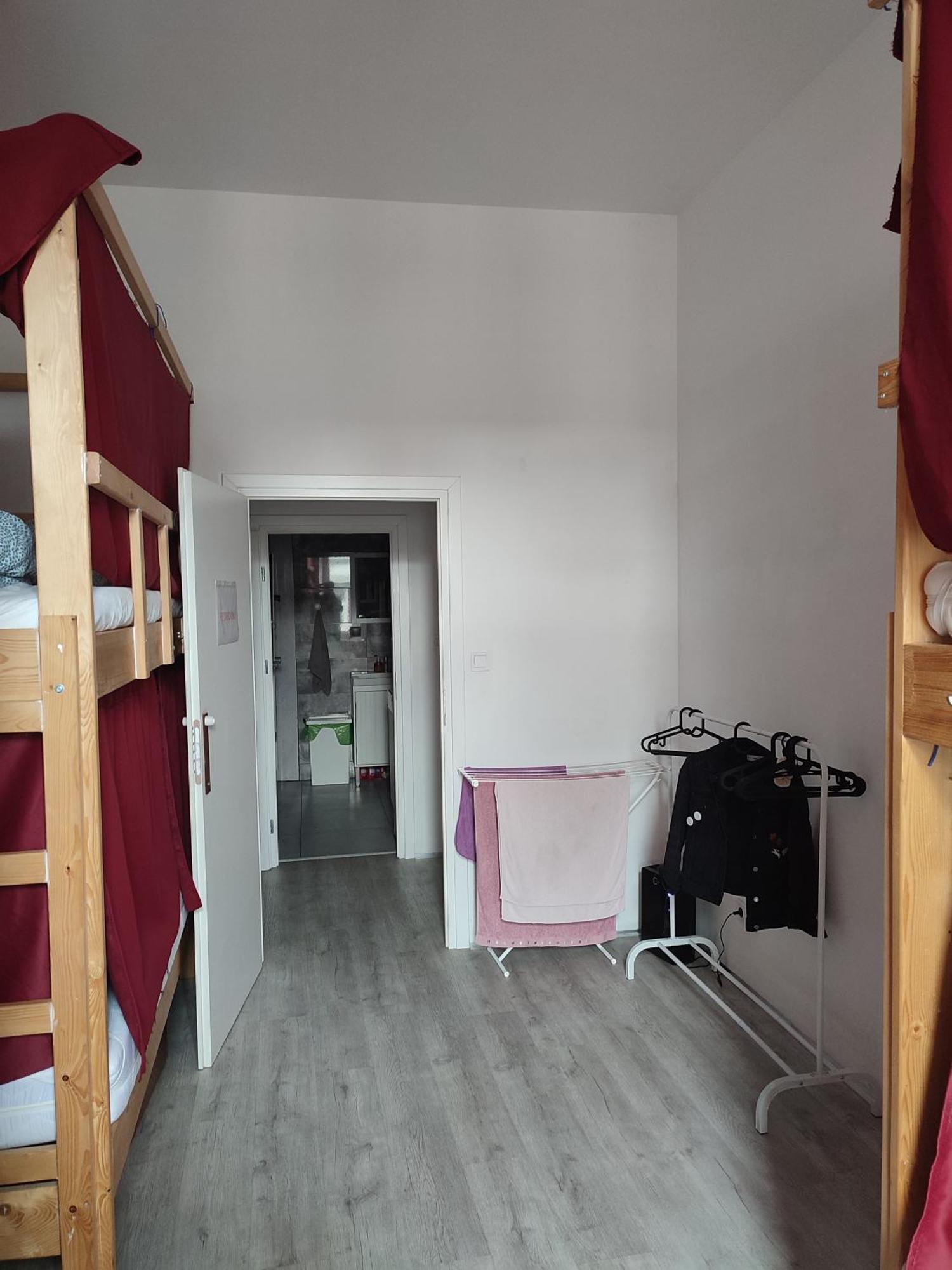 Evergreen Hostel Krasków Eksteriør bilde